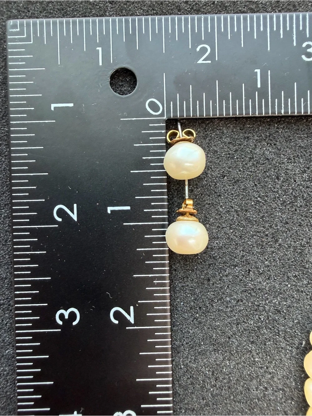 Avon Faux Pearl Cream Necklace And Earrings Set